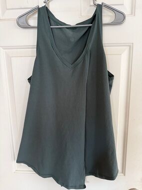 lululemon athletica Deep Forest Green V-Neck Tank Size M
